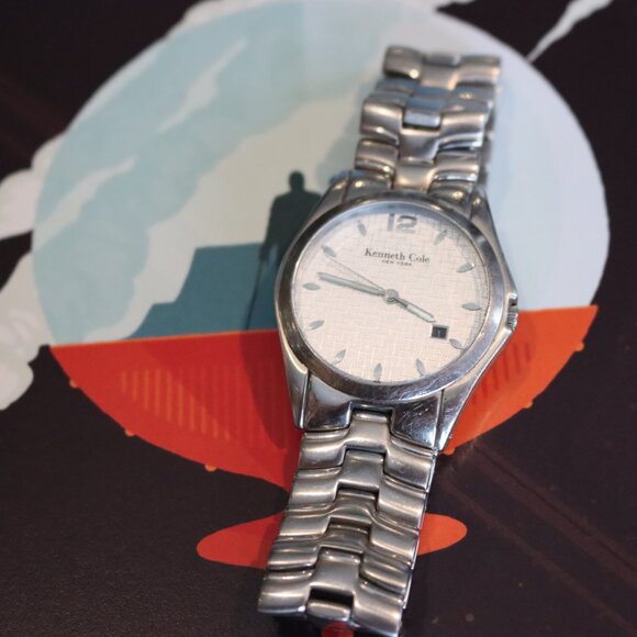 Kenneth Cole Linen Dial Watch - Picture 2 of 6